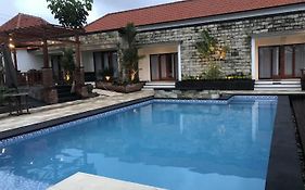 D'Leisure Guest House